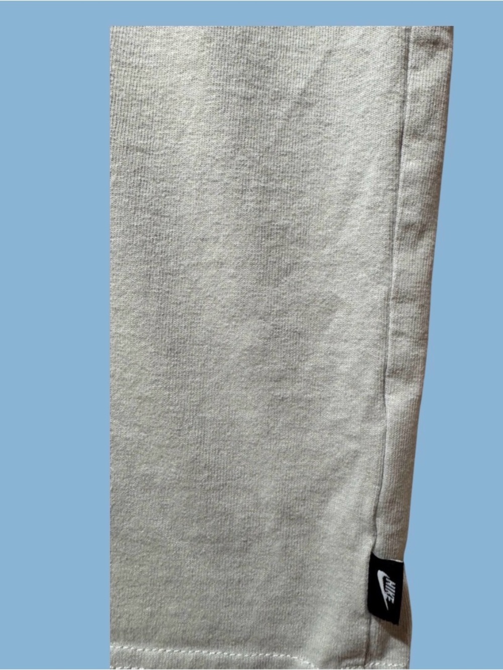 Nike Crewneck Sweatshirt in Light Gray with White Logo (men’s or women’s ). - Picture 5 of 7